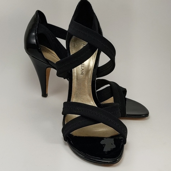 ๐จ๐ฆ Antonio Melani Patent Leather Sandals 8.5M - Picture 1 of 10